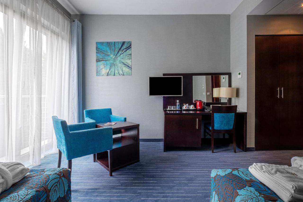 Hotel Uroczysko Cedzyna 외부 사진