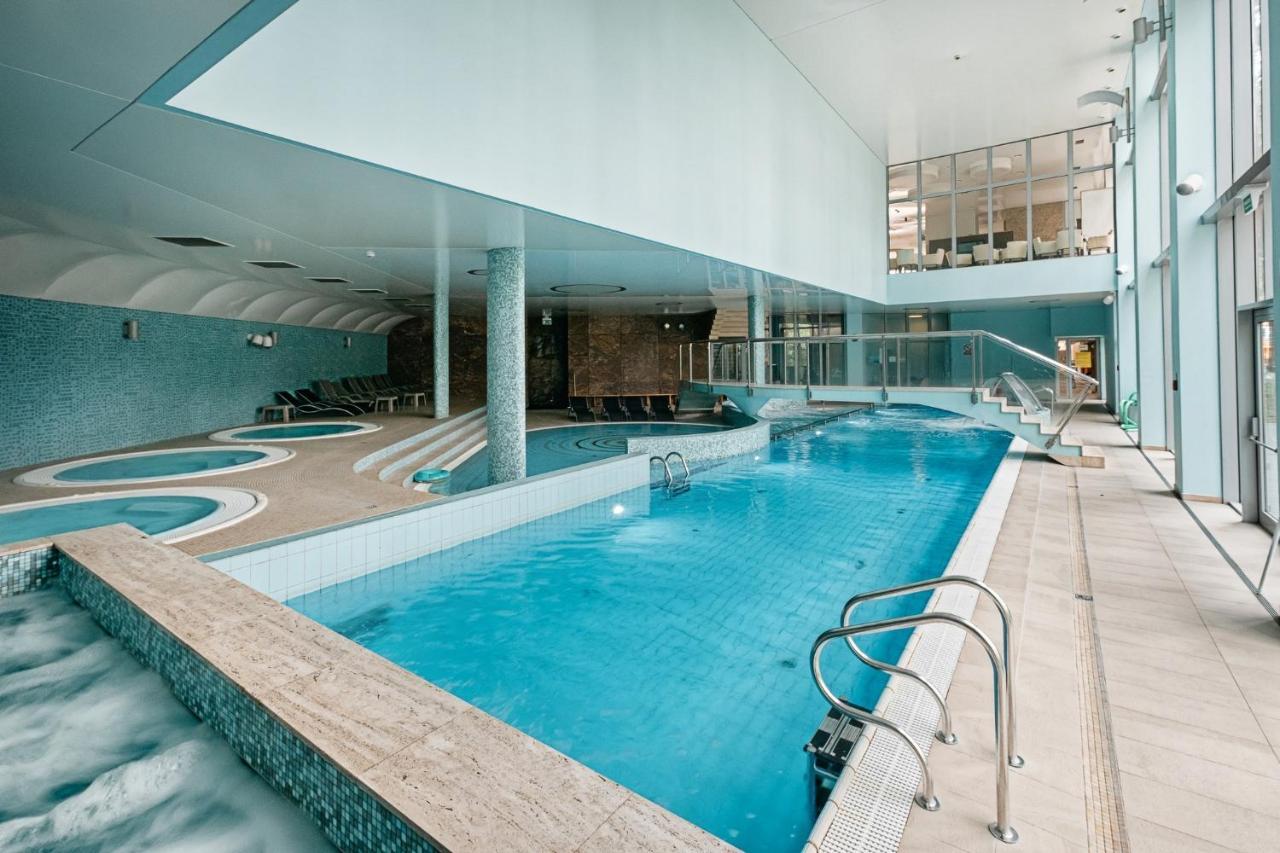Hotel Uroczysko Cedzyna 외부 사진