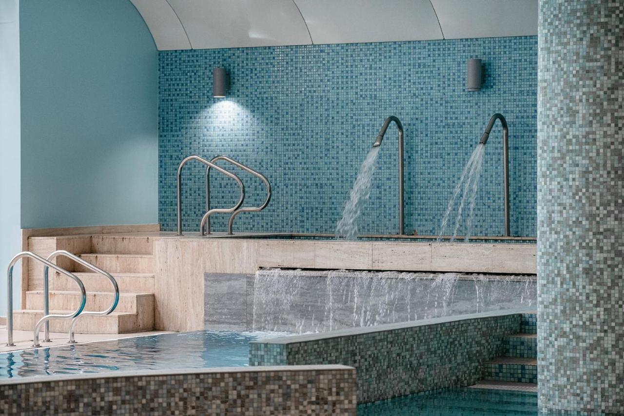 Hotel Uroczysko Cedzyna 외부 사진