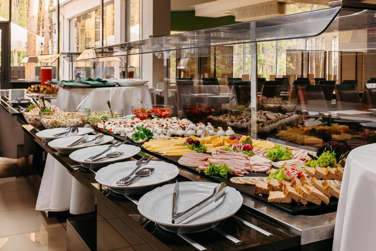 Hotel Uroczysko Cedzyna 외부 사진
