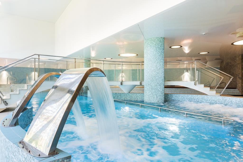 Hotel Uroczysko Cedzyna 외부 사진
