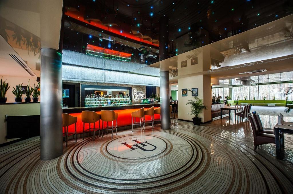 Hotel Uroczysko Cedzyna 외부 사진