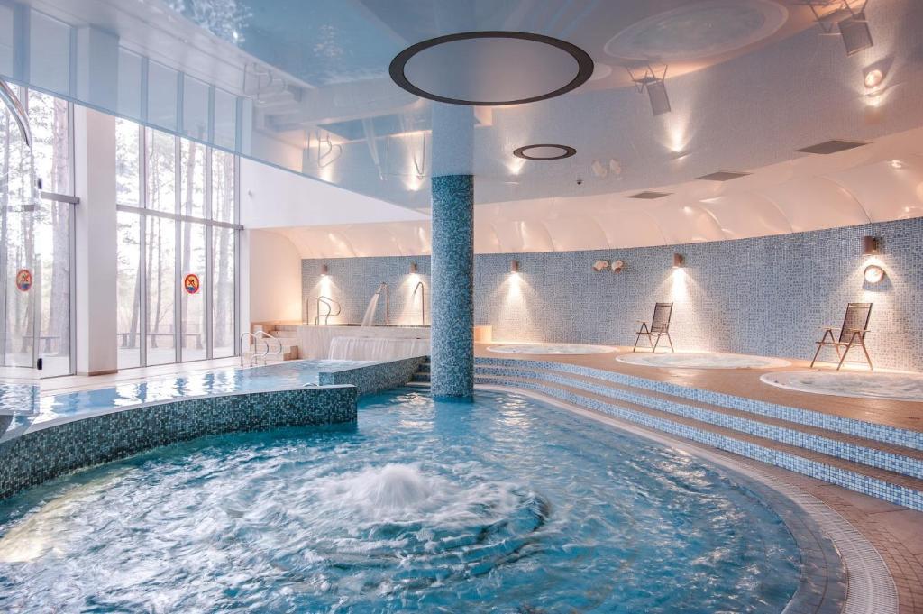 Hotel Uroczysko Cedzyna 외부 사진